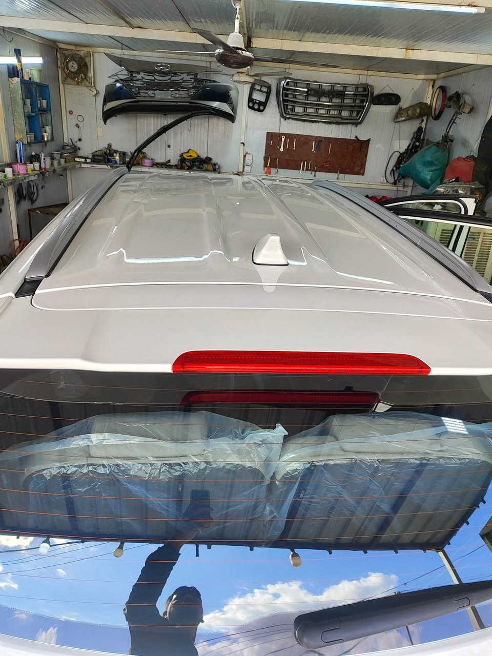 سلام عليكم سورنتو موديل ء2020خليجي فول مواصفات عده الفتحه السياره مكفوله كفاله عامه بدون صبغ بدون بارد بدون اشخوط السياره مال بيت عليهه ادامه كامله تخم تاير جديد صدر جديد مكيه كير كفاله رقم بغداد انكليزي بسمنه وشرط التحويل عارضي265وبيه مجال السياره مال بيت مكانه ديالي بعقوب ***********
