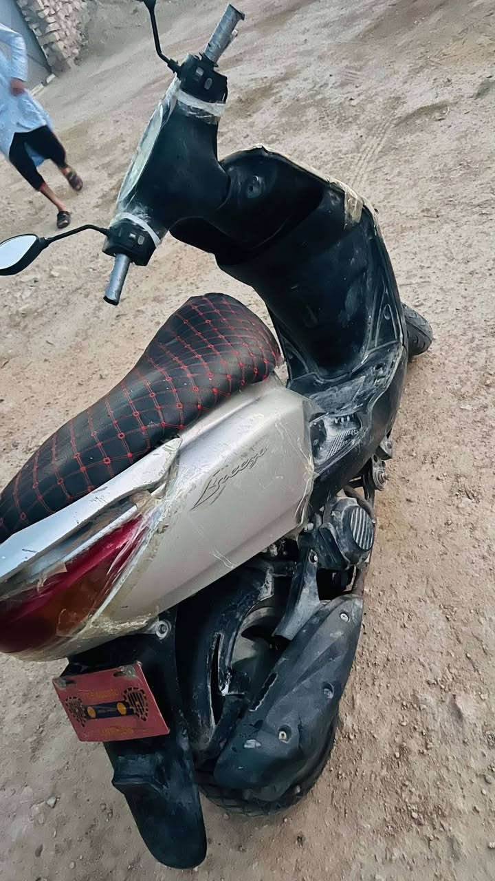 سلام عليكم موطور رص البيع نضيف حيل كهربائيات شغاله نتصل علئ رقم ***********
