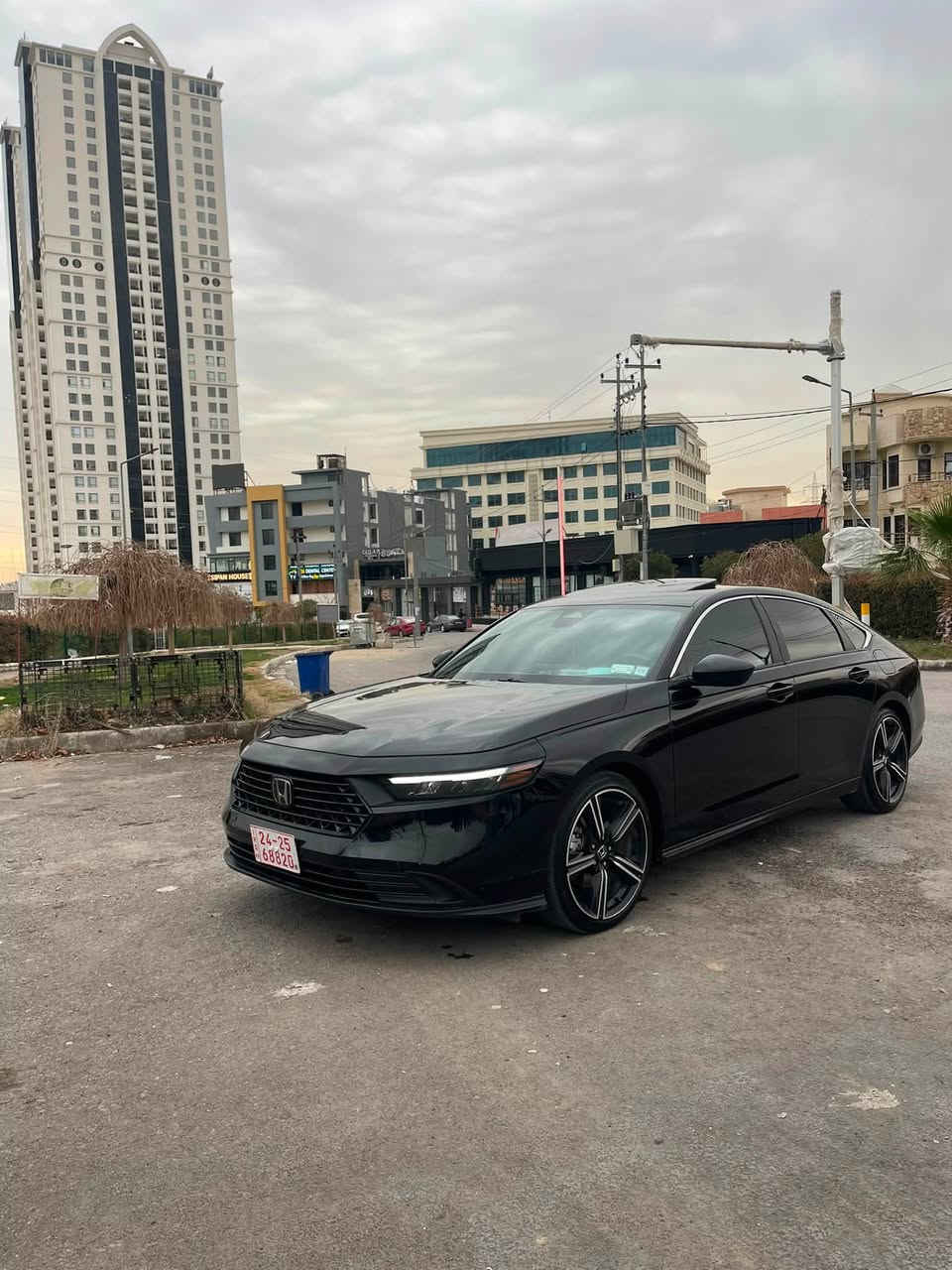 Honda accord 2023
هوندا اكورد هايبرد سبورت 
رقم دهوك
بدون صبغ  
*********** واتس اب
