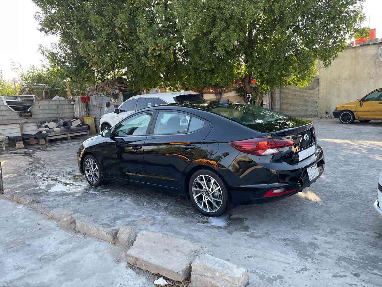 السلام وعليكم النتره البيع موديل 19 سياره وارد أمريكي حادثه خشم جاملق وبنيد مكينه 2000 دوش سياره جاهزه تبريد حداديه تخم تاير جاهزه الخير سياره رقم بصره معوقين باقي عليه ثلاثه اشهر وصير حله رقم الهاتف *********** سعر 117 وبيه مجال البصرة, العراق

