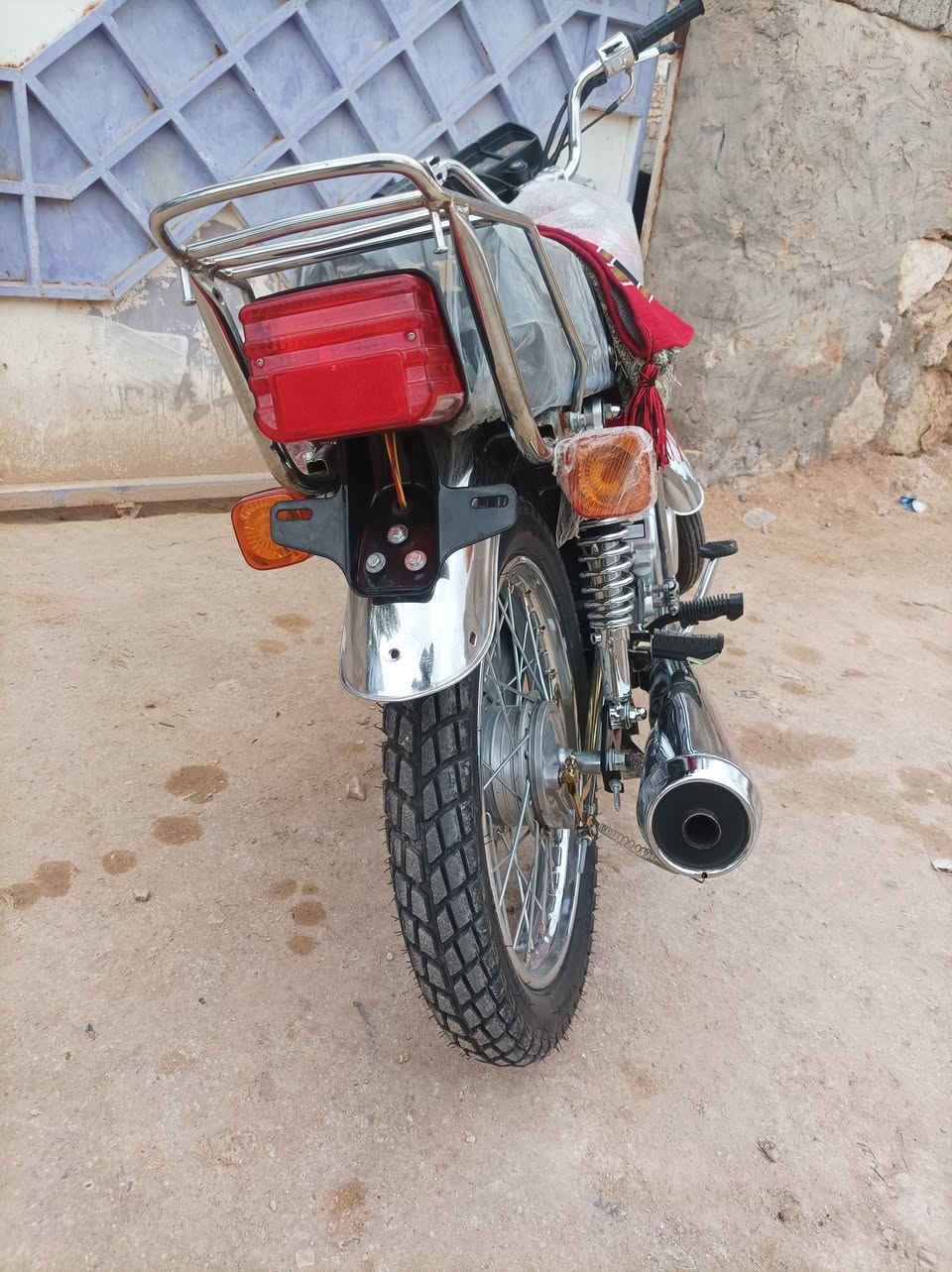 دراجه ناريه البيع موديل 26 
***********
