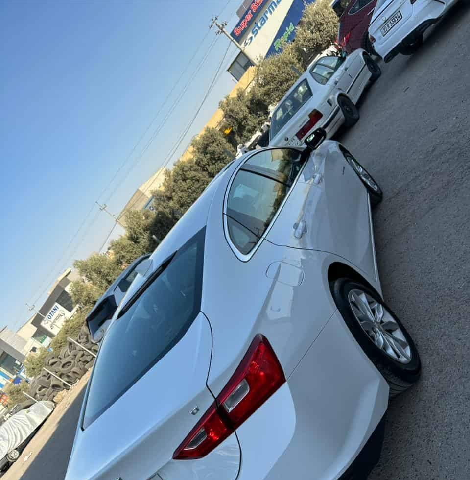 السلام عليكم ورحمة الله وبركاته
اخوان عندي هالسيارة عارضها للبيع اليوم انطخت بنفس الجاملغ وصور موجود مال الحادث
موديل ٢٠٢٣ مكاني موصل
للتواصل ع هذا الرقم ***********
