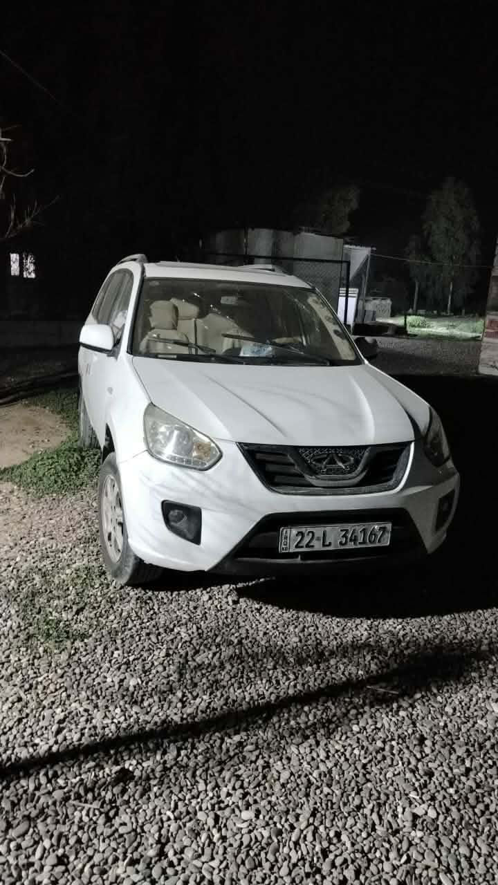 السلام عليكم
شيري تيكو موديل2014 رقم اربيل دولي بيها فقط جاملق امامي يسار مصبوغ شرط كير محرك كهربائيات فول السعر٧٠ بي مجال بسيط
*********** للرقم بي واتساب
