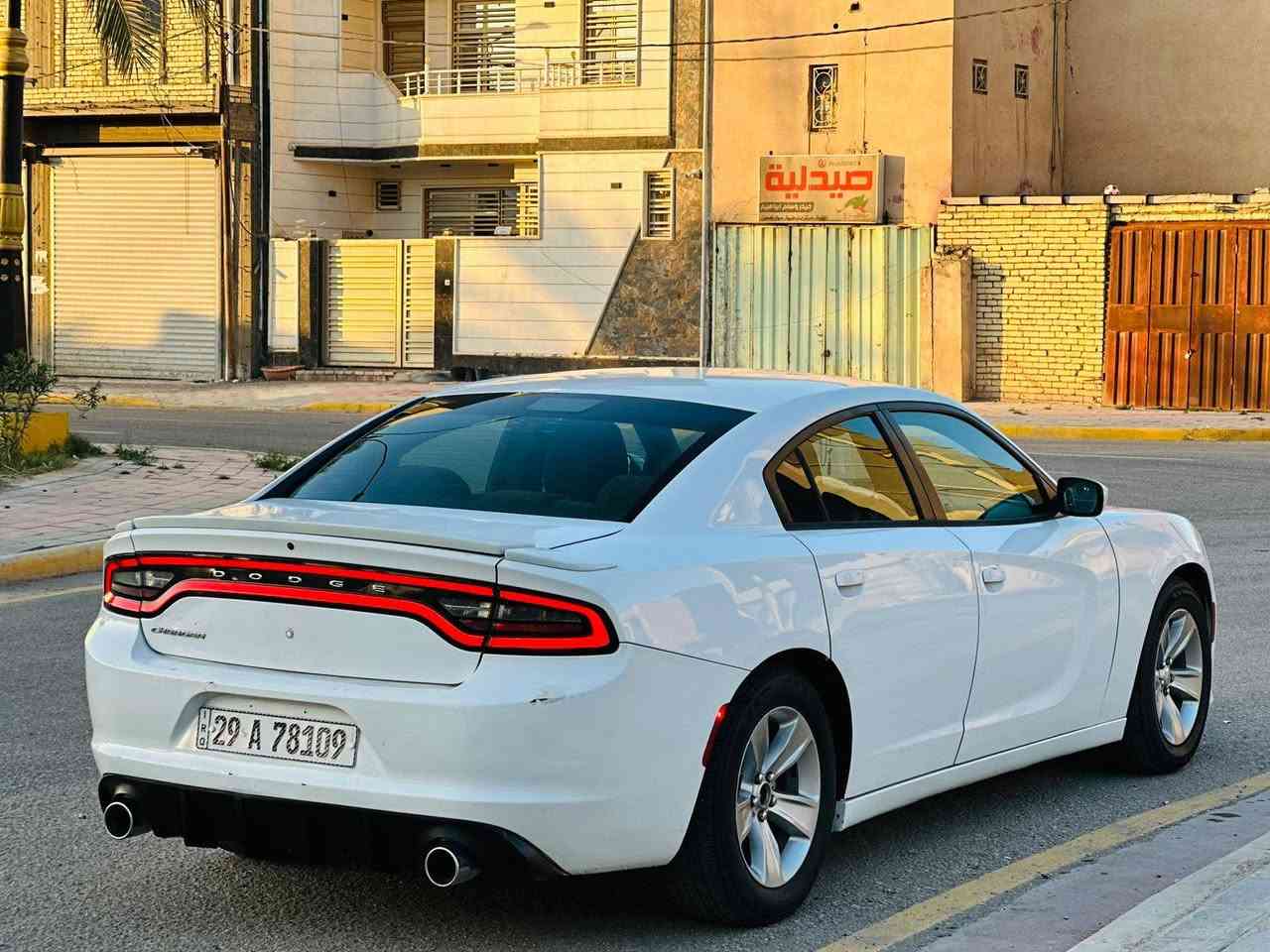 السلام عليكم البيع دوج جارجر 2015محدثه  16 بسمي سنويه 2030 تحويل مباشر حادث بصيط تويل منظومة غاز مكينه 3600وكير شرط عله فحص السياره جاهزه من كافت النواحي مال جناي السعر 148 الاستفسار ***********
