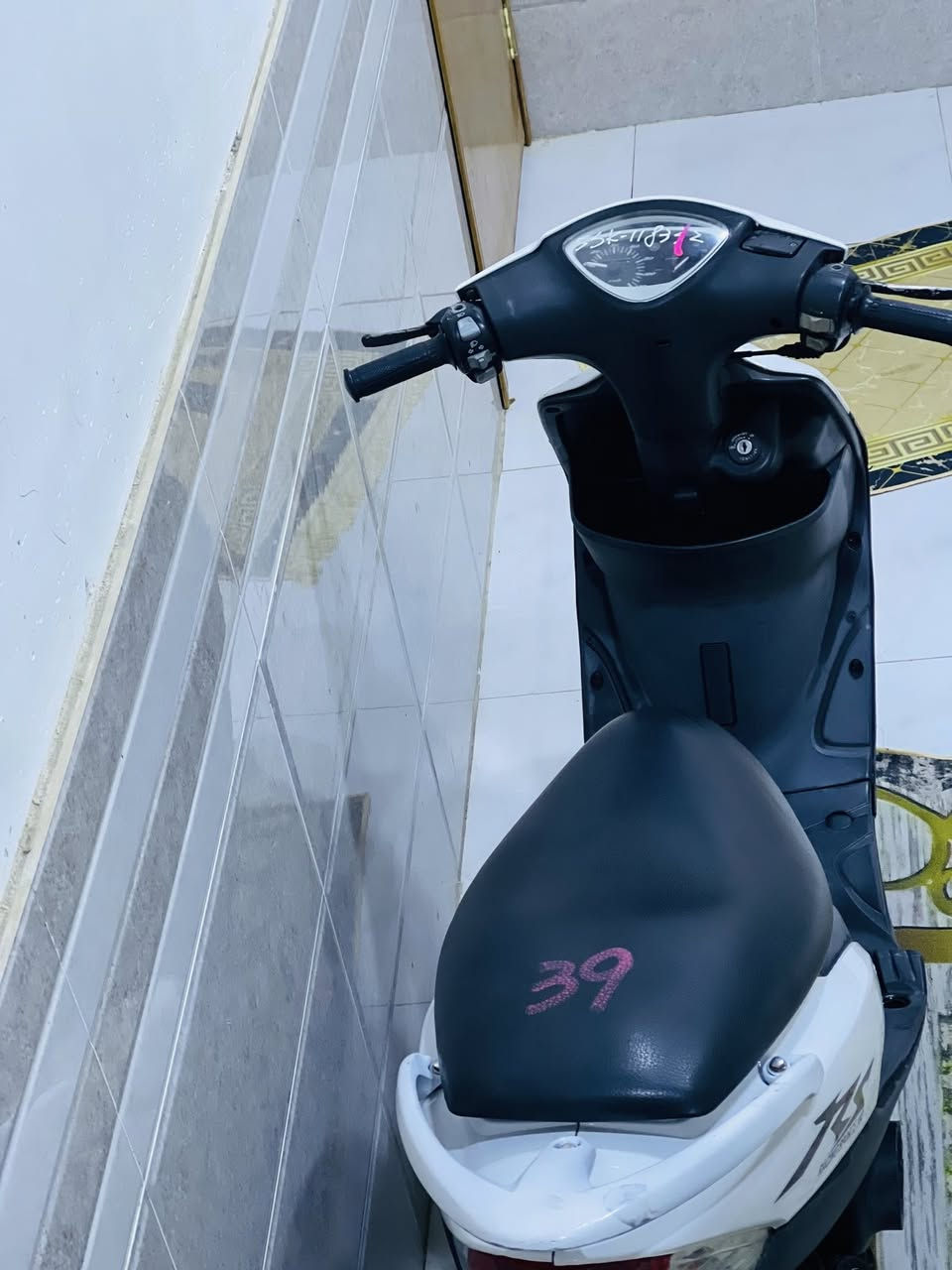 سلام عليكم دراجه ماكس عدل من الحاويه للبيت مامشتغله بس مره مرتين من معرض الحمداني وصلهه موجود الدراجه كلشي شغال بيهه ماناقصهه أي شي السعر خاص أي ستفسار هنا***********
