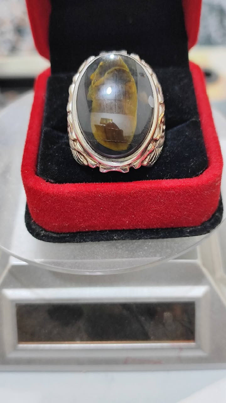 السلام عليكم ورحمه الله وبركاته 
خاتم جميل مصور للبيع صياغة واضحه جد حجر عقيق مصور واضح 
السعر 600 الف يعجبك حياك الله 
ميعجبك هم حياك الله 
تحياتي للجميع


**إذا كنت صاحب هذا الإعلان وتريد حذفه لأي سبب، رجاءا أرسل رسالة إلى الدعم الفني**