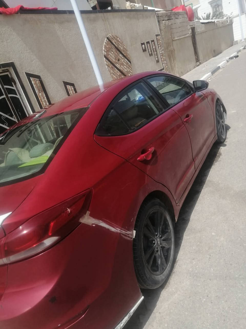 النترا مديل ٢٠١٧ وارد أمريكا 
البياعة شراية لا يجوني رجاء

سيارة مكينة وكير وتايرات جدد بدلتهن قبل شهر

الي يدورلة سيارة يسترزق بيها  حياه الله ان شاء الله ما يتعب من وراها
تحتاج فقط حدادية أمامية وبعض النواقص البسيطة

السعر ٩٨ ورقة السعر غير قابل للنقاش رجاء 
مكان السياره البصرة الزبير
راعيها موجود بالناصرية تريد وكالة او تحولها بسمك باقية بينك وبينة
ملاحظة السيارة تجي تأخذها تفر بيها العراق كلة اذا حاب   
هاتف ***********
