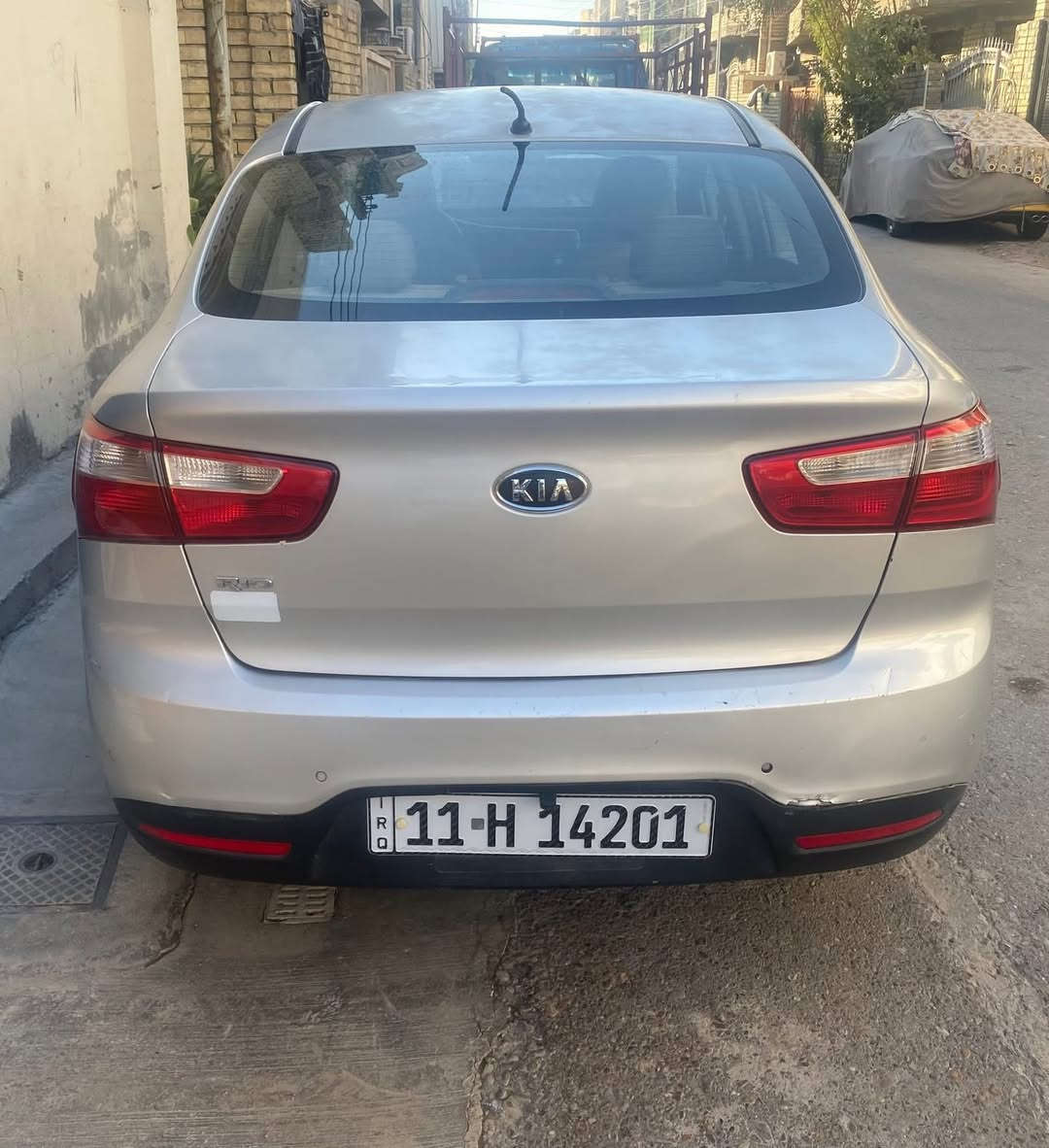 السلام عليكم
كياريو خليجي موديل 12

محرك 1600

رقم بغداد انكليزي جديد

فول مواصفات عدة البصمة

شاشة كامرة خلفية حساسات

شاير بلمري مري شفط

فتحة سقف نظام ايكوو

تدفئة تبريد ثلج

تخم تاير باتري جديد

بدون حادث لاتبديل لا صبغ

بيهة جاملغ امامي جهة سايق معدل 

بيهة جراد بلقمارة خفيف كلش ع بارد وبيهة طخة بسيطة بلهلال الخلفي

 موضح بسونار

سعر90$ 

مكاني بغداد الدورة 

***********
