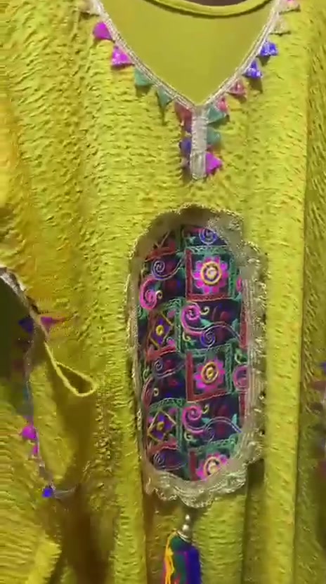 ملابس للبيع مستعمل مره ماركات السعر مناسب‏‪***********‬‏

