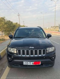 جيب كومبارس 2017 للبيع السياره فور ويل ماشيه 112الف السعر 85 وبيها مجا...