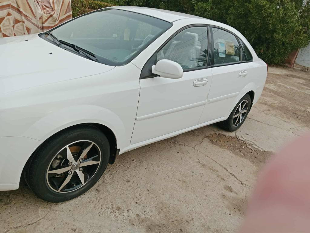 سيارة كفالة عدة شبر بالبنيد صبغ بدون معجون اثر شخوط 
صدر مكينة كير كفالة 
تبريد بلادي درجة أولا 
ويل كب رياضي 
داخل كلش جديد 
مكاني مرور الحسينية 
سعر ٩٣ وبيهة مجال بسيط 
غير متواجد بالفيس 
واتساب ***********
اتصال *********** بغداد, العراق
