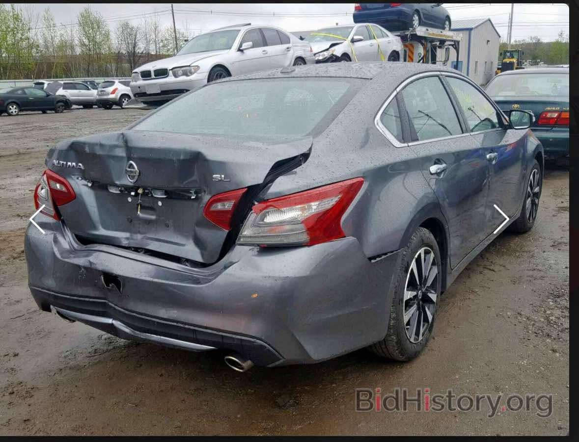 Altima2018بۆ فرۆشتن
سیارەكە زۆر خاوێن ماوەتەوە گێڕومەكینە بەشەرت سیارەكە بە ناوی خۆمە 
سعر 125 مەجالیشی تێدایە
***********
