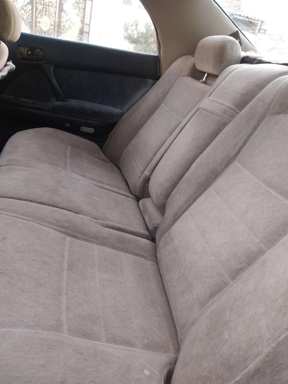 سيارة  بطه موديل ٩٢ لون ابيض صدفي ابيع كوم حديد بيها سنويه مفقوده بيها خبار رقم ذي قار حرف (أ) بيها رقم شاصي مطابق ويه لبليته
لمكان ميسان السنويه مفقودة  السعر ٢٥ وبيها مجال. كوم حديد بدون راعي 

الاستفسار الاتصال ***********
