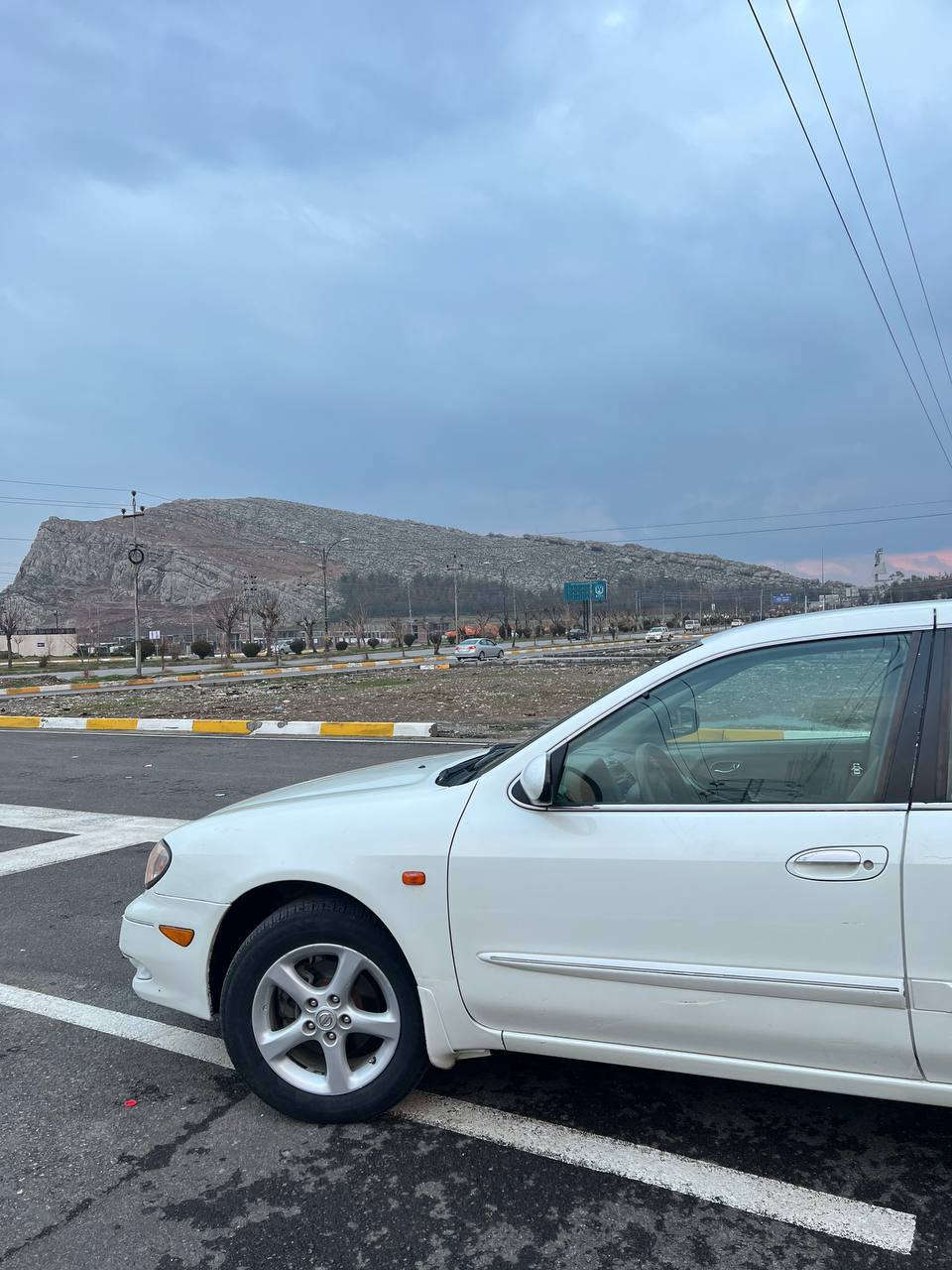 نیسان ماکزیما 2003ڕقم ئەصلی بێ بۆیاغ بێ ساردو شوخت گێڕو مەکینەی بەشەرت مەکینە 3000گێڕ عادی تەبرید لەسەر سویچ گەرمی کارەبایی هەموو لەسەر دەقی شەریکە بێ کەم و کوڕییە ئاوێنە کارەبایی جام کارەبایی قفڵ مەرکەزی  abs هەمووی لەسەر بیلادتایەی تازەی بۆ بەستراوە سەنەوی تازە بەسەر چووە سعر 85معامەلە ((***********))((***********)) رانية, السليمانية
