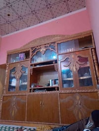 معرض طابقين السعر 300 وبي مجال الاستفسار الاتصال على الرقم 07881553001