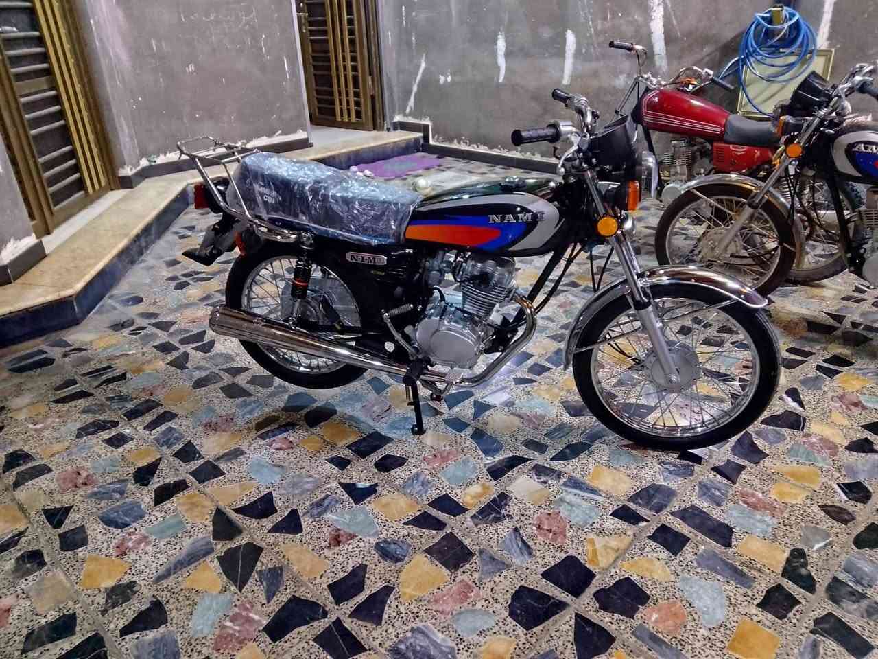 سلام عليكم دراجه البيع نامه اوراق سكنر مديل 2026 صالها 10 تيام طالع من وكيل سعر 850 العنوان البصره ياسين خريبط شراي يتصل ***********
