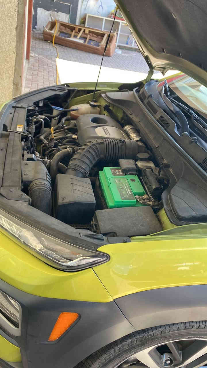 هونداي كونا 2020 لمتد
فول ١/١
رقم بغداد الجديد بأسمي 
مكان السيارة كوت
بصمة
فتحة سقف
رادارات 
توقف ذاتي 
تدفئه كشنات
كشن السائق كهرباء
داخل جلد اسود مطعم تفاحي
ويل كب ١٨
شحن واير لس
وباقي مواصفات الفول 
السعر ١٤٢ وبيها مجال
للاستفسار الاتصال على
***********
