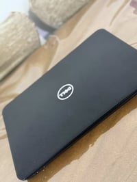 لابتوب للبيع  استخدام شخصي  هارد. ٥٠٠  نضيفة   وسريعة ومرتبة وكل برامج...