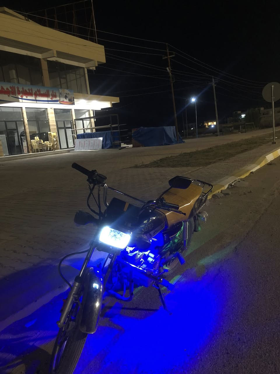 سلام عليكم 
سونك للبيع او مراوس بهيوشه 
مكمرك موديل 17 محدث 22 نضافه80/100
  السعر 600 وبي مجال بصيط  ه ***********
