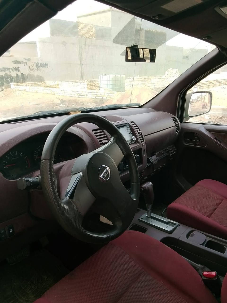 سياره نوع نيفاره  موديل 2010 رقمها واسط انكليزي الجديد شرط التحويل السياره حلوه محرك لا تنقيص ولا تبخير  كير اوتوماتيك  كهربائيات كلها شغاله  دواخل أيضا حلوه ومرتبه سياره الكشره شوف العين والسياره باسمي مكان السياره الحالي ميسان نهاوند سعرها 75 وبيها مجال بسيط
تفاصيل اكثر الاتصال على ***********
