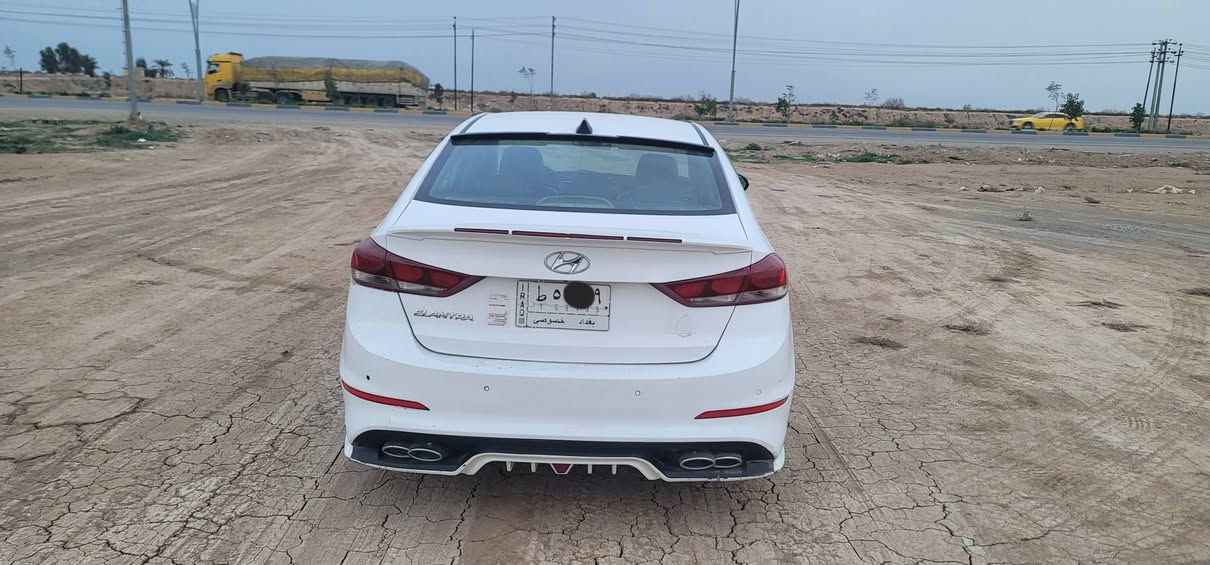 السلام عليكم النترا ٢٠١٧ خليجي رقم بغداد بيها ٣ قطع صبغ بدون ضربة قوية سيارة كلش حلو   مال جناي جاهزة من كل شي كير مكينة صدر تبريد كله جديد فول مواصفات فتحة وبصمة مري شفط تشغيل عن بعد كشن جلد حساس سعرها ١٢١ وبيها مجال للشراي ***********
