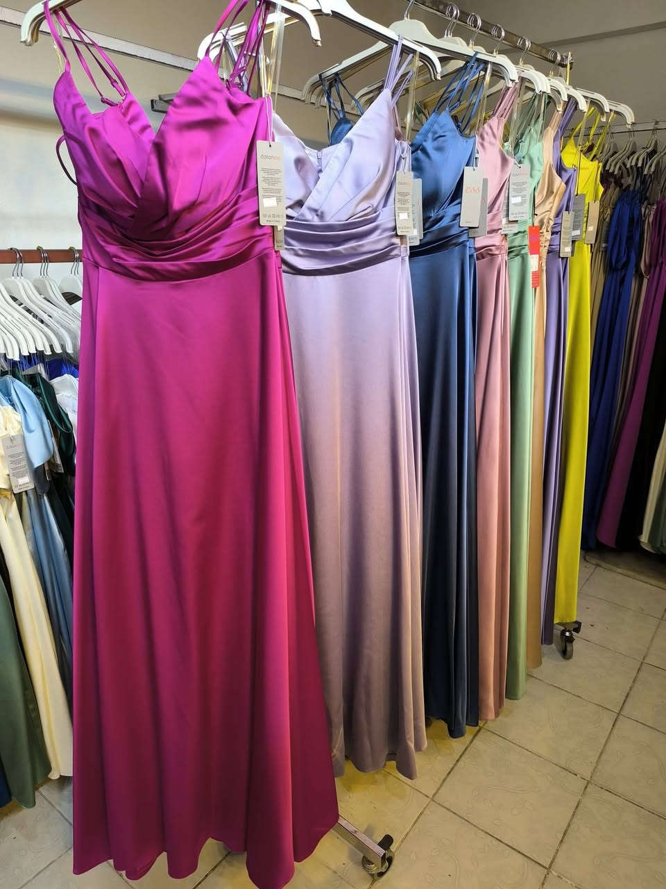 شروة فساتين سهرة العدد 200         السعر 16💲🔥
https://t.me/+3kUmvgVbRO8xNWE8

مجموعة الشروات النسائية على الواتس اب 👇🔥
https://chat.whatsapp.com/HzKTGoJG53i0ehlUbWREFP


**إذا كنت صاحب هذا الإعلان وتريد حذفه لأي سبب، رجاءا أرسل رسالة إلى الدعم الفني**