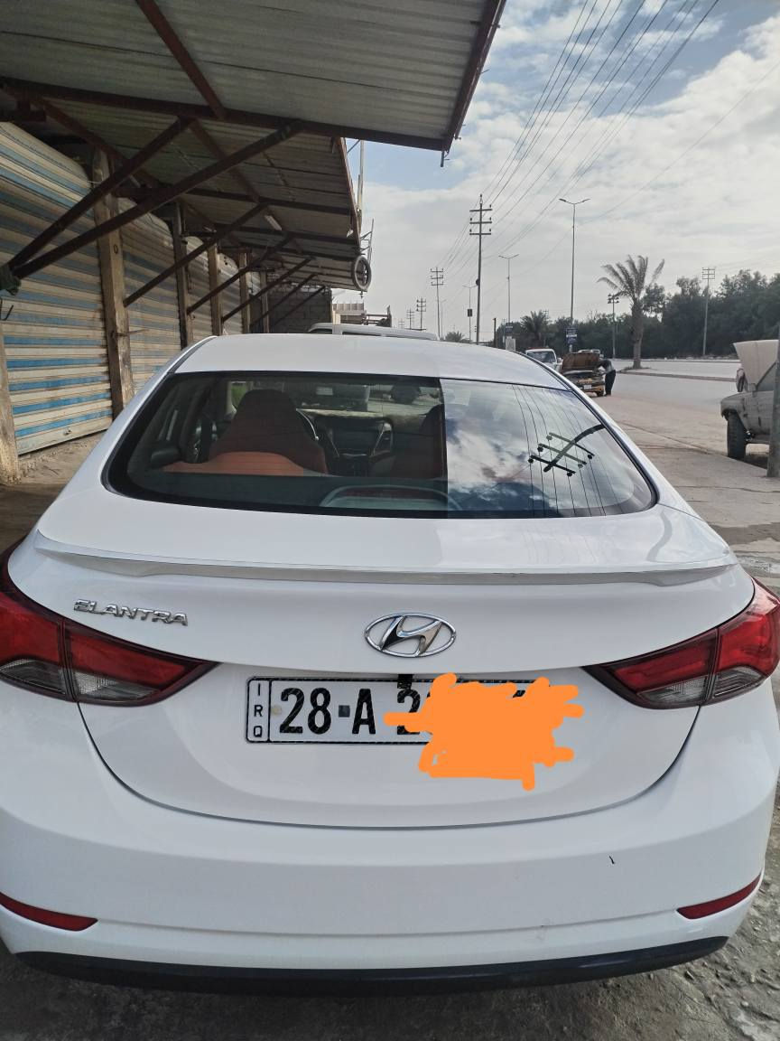 النتره مديل 2015... المواصفات... فول سويج.. 
فتحه سقف... مكينه 1800.... لد امامي... يدات نيكل... تبريد خلفي...خمه ويل كب... اشاير بالمري... اربع دسك... بيه جاملغ الايسر صبغ بلا فتح شرط... الباب الايسر ملاوب بس بلا معجون شرط... السعر 125
جاملغ الخلفي بارد قليل موضح بالصورة. الكل مكفول.. الاتصال *********** النجف, العراق
