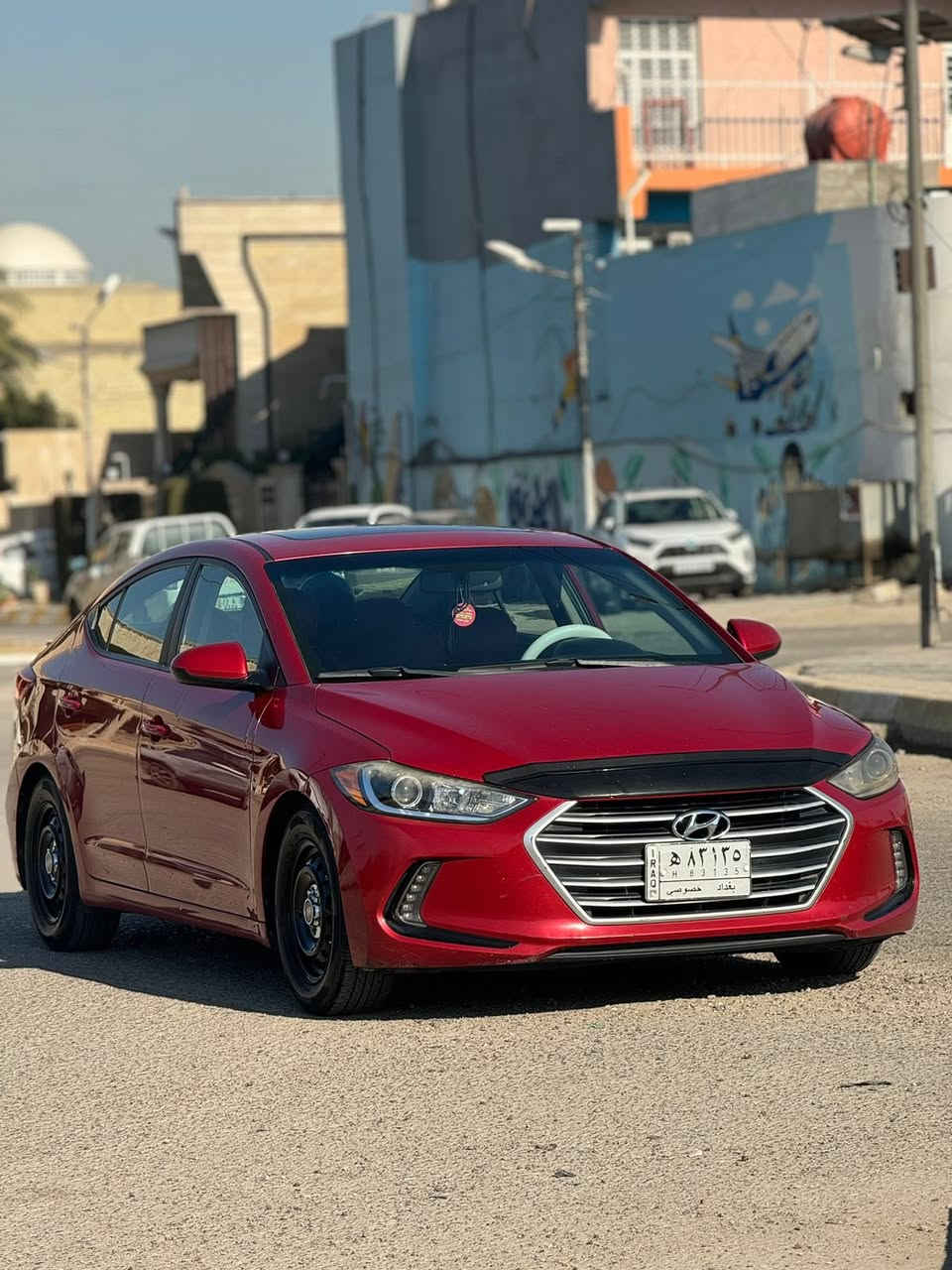 سلام عليكم شباب النترا 2018
سيارة فول مواصفات فتحة بصمة 
حساسات سيارة رقمة بغداد بسمي مكينه 2000 دوش 
حادثها بس بمريكا بدون دواخل بدون لغود بدون شواصي فقط الشاصي مال جاملغ الخلفي مواصفاتها معروفة تبريد شغال صدر خير من الله سيارة مابيها كل نقص تخم تاير وويل جديد 
***********
