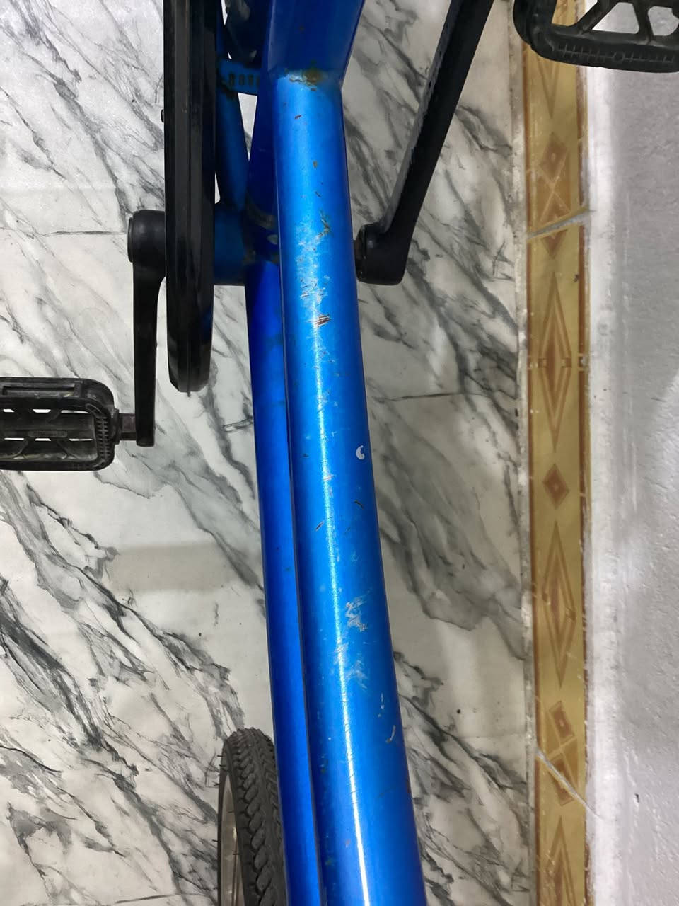 بايسكل سياحي حجم 26تاير وره نضيف والكدام جديد ومبدل زوج جوبات بريك خلفي + (امامي موجود) مدكر كدام موجود بي شخوط البايسكل السعر60قفل مكاني بصره القبله ***********
