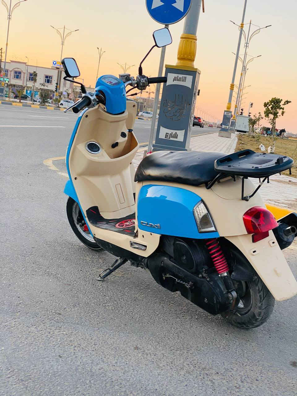 السلام عليكم....
مكلف بلنشر
دراجة ماكس بوليس   🛵 للبيع 
دراجة  ما مفتوحه وين ميعجبك افحص شلعه معدل كهربائيات كلهه شغاله 
دراجة جديده فقط مبدل كفرات  للجماليه مبدلات الكفرات 
 الدراجه جديده بمعنئ الكلمه احلا من الصور 
أي نقص مابيهة تعال وشوف بعينك 
بيها سلف رياضي وصالنصه اف ام 
العنوان كربلاء شهداء سيف سعد 
السعر 800 وبيهه مجال حك الجيه
اذا مو شراي لا تتصل فدوه وتعبني 
  الاستفسار الاتصال على الرقم ولخاص مفتوح 
📞 ***********
