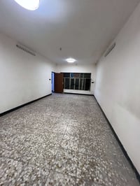 بيت مساحه 200 متر طابقين طابو صرف ابو دشير شارع الضغط بالنهايه الضغط 0...