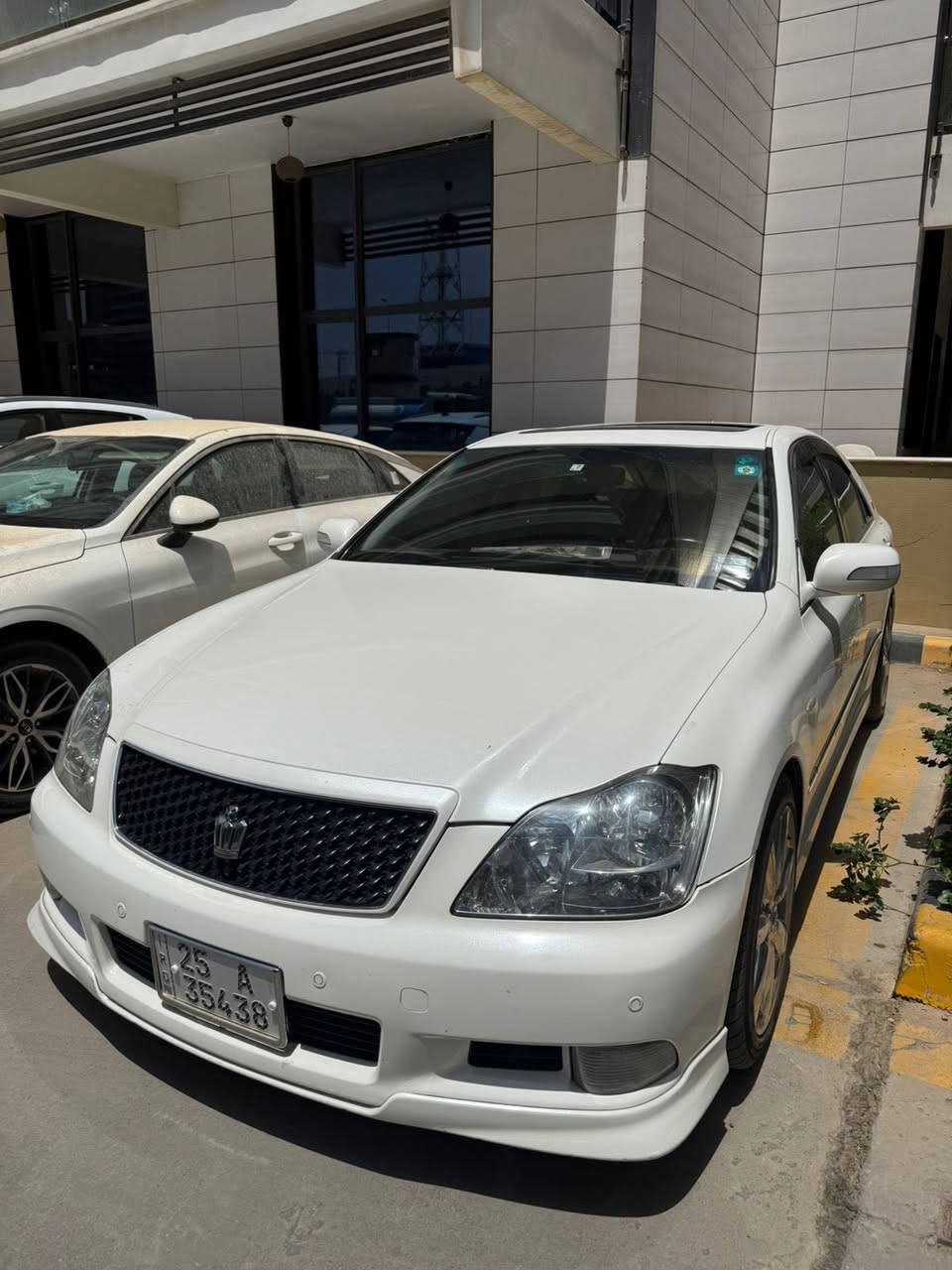 شاهينه 2007 سياره ماشيه 46 تحوير الامارات سياره بسمي تحويل بنفس اليوم شاصي 84 سياره جديده كفاله سعر 185 مكان السياره بغداد المنصور مجمع بوابة العراق ***********
