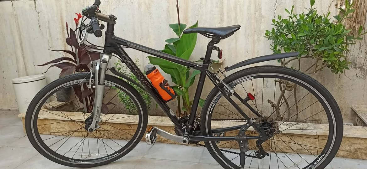 دراجة Jiant
بالة غير مستخدمه بالعراق 
نظيفه جدا جدا 
نظافتها 99%
حجم 28
دبل امامي ممتاز 
كامبليونات
ويل مانع صدمة 
السعر 300 الف 
بغداد ...للتواصل عبر الخاص


**إذا كنت صاحب هذا الإعلان وتريد حذفه لأي سبب، رجاءا أرسل رسالة إلى الدعم الفني**