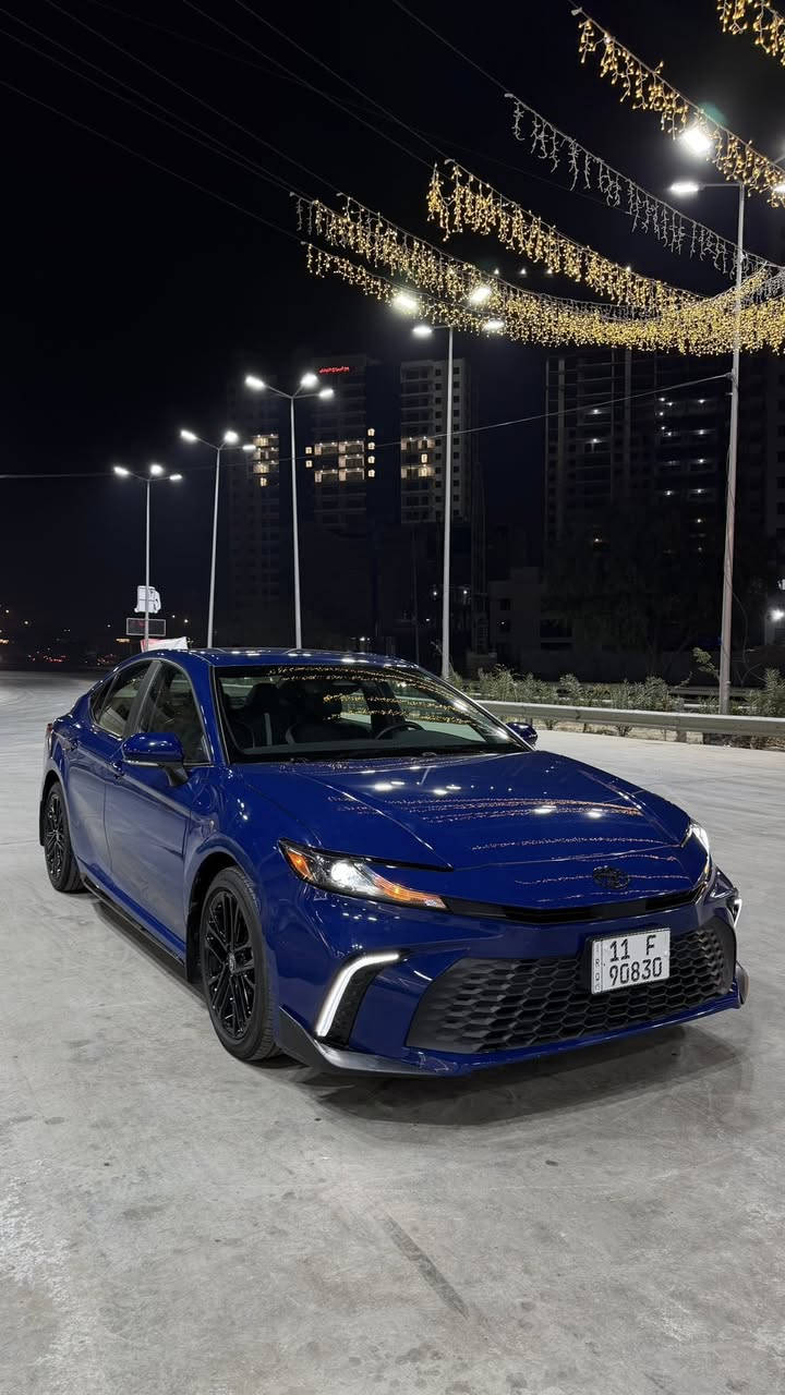 السلام عليكم 
تيوتا كامري 2025 SE بلاك ادشن
هايبرد 
حادثها جاملغ مبدل ومصبوغ ومكانين بارد 
بدون ايرباك
ماشية 26الف ميل
مرقم بغداد 

220$ وبيها مجال بسيط 
***********
بغداد 📍
