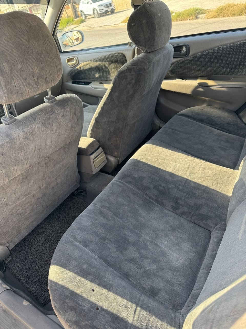 السلام عليكم كورلاً موديل 2000  بلادي  يسرا السياره كامله من كلشي بدون ضربه  ولاحادث فقط مصبوغه عام جماليه السياره سعرها 65 وبيه مجال بسيط  رقم بغداد تحويل ثاني  يوم السنويه لل2027  مكان بغداد العامريه
رقم ***********
