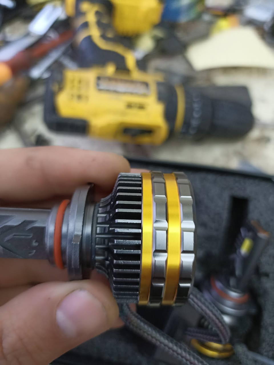 ليد ثلجي 9005 يرهم على اغلب جارجر
3 براد 

شرط اناره عالفحص 

100 الف 

توصيل جميع محافظات 5 الف


**إذا كنت صاحب هذا الإعلان وتريد حذفه لأي سبب، رجاءا أرسل رسالة إلى الدعم الفني**