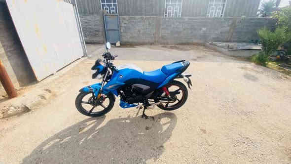 سلام عليكم شباب هاوجي للبيع موديل 20 فول واحد ع واحد مسجل وكامل ارقام انكليزي تحويل مباشر الون ازرق السعر 15$وبيه مجال ***********
ادمن وافق رحم الله والديك ❤️
