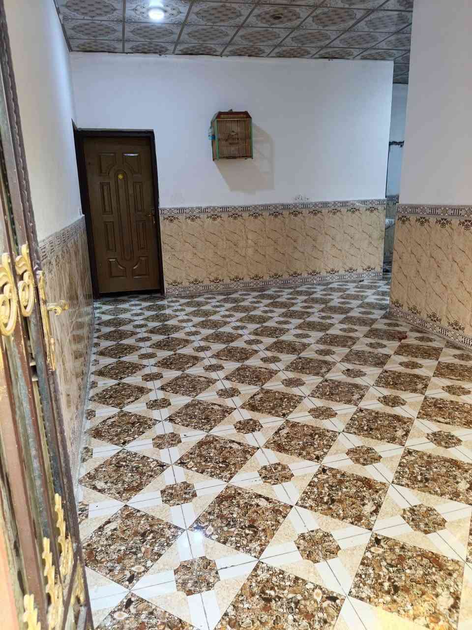 السلام عليكم دار للبيع المساحة 156 متر ركن صالحية فرع مقابل حسينية الرضوية على شارع 10 سعر 90 مليون وبية مجال يتكون من غرفتين منام واستقبال وصالة وحمام داخلي وخارجي


**إذا كنت صاحب هذا الإعلان وتريد حذفه لأي سبب، رجاءا أرسل رسالة إلى الدعم الفني**