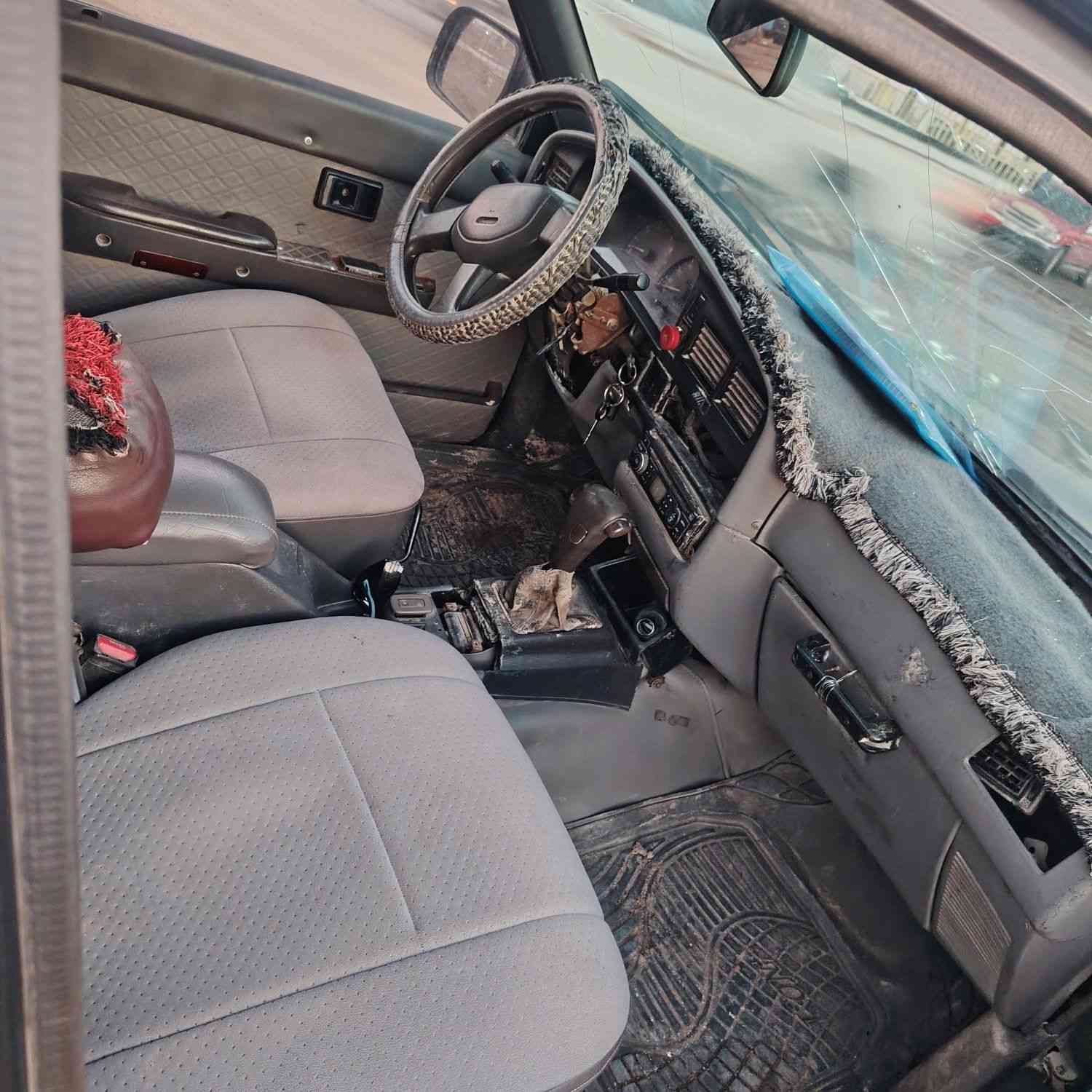 تيوتا سورف موديل ٢٠٠٠
محرك بطه ٢٥٠٠
كير محرك حداديه شرط
تحول شرط السعر ٤٥ ورقه صاحب السياره
***********
