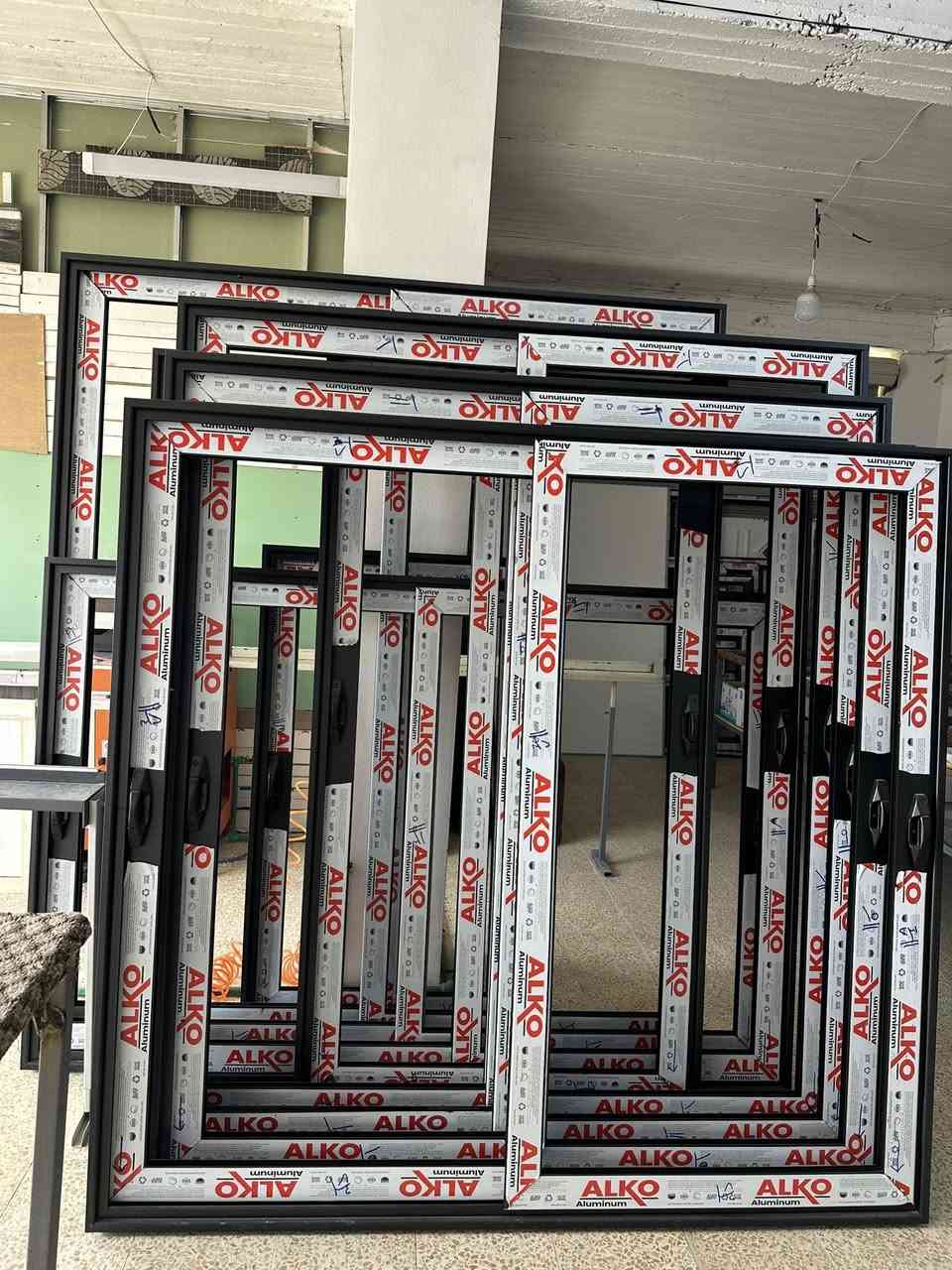 العنوان / الموصل جانب الايسر ، حي التعليم العالي مقابيل معمل الغاز
***********
***********
