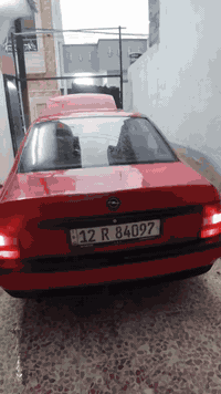 السلام عليكم. اوبل فكتره  موديل. 90   السيارة  بسمي.  حجم 18 مكينه. او كيره. نضيف.  او.  وتفحص  بنفسك  كاربون. بانزين.  بيها السياره حلوه. وايرمنيه  تشتغل   طخمها  80بل. ميه  نضيف  مصبوغه عام. ضرر التكمه   بين البابين. السعر.  39او بيها. مجال. قليل، ***********
