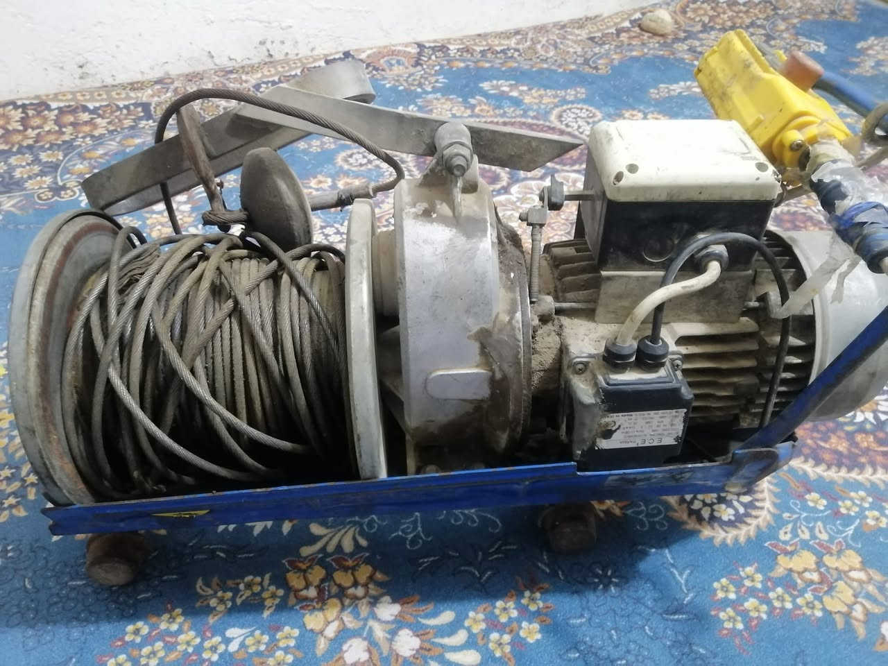 سلام عليكم الغوالي ماطور إيطالي لبيع بس ماطور عوزه بس كلج مالته يخرط الشراي يتصل بالخدمه مكاني واسط العزيزيه واسط العزيزيه ***********
