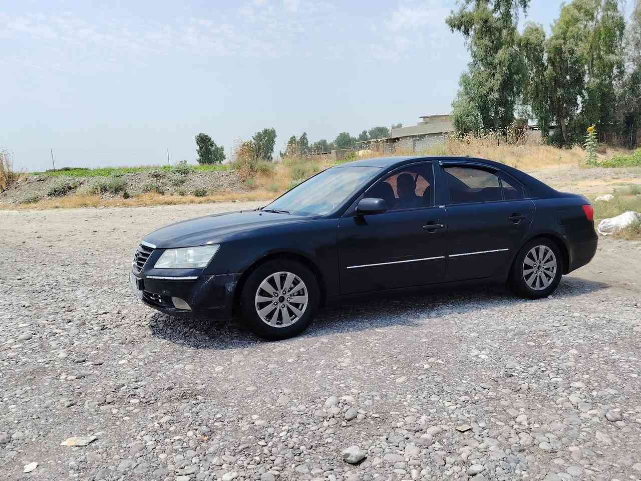 السلام عليكم
سوناتا2012شكل المقدس 
سنويه لل27
رقم نينوى الماني 
بيها ثلث قطع تبديل بابين السكن وجاملغ السايق الوره بدون دواخل شرط
سياره نضيفه 
كير محرك شرط 
محرك 2000
تانكي 80لتر
كير 4نمر
كابون بانزين موجود
السعر 102بيها مجال سعر مناسب
العنوان الكوير قرية الهويرة
*********** للاستفسار/ اتصال /وواتساب
