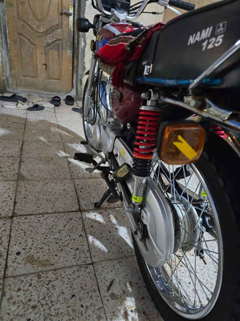 سلام عليكم
دراجه اربعه كير اوراق أصولي
دراجه ما مفتوحه كهربائيات كلهه شغاله 
مديل 23 أكفلك المكينه كفاله عامه ما مفتوحه 
السعر مليون 500وبيهه مجال لطيبين
العنوان كربلاء البراهميه
رقم ***********
