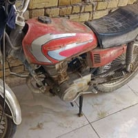 ورحمه الله وبركاته  دراجه ٤ كير  مكينتهه مزروفه  وحاليا متروكه  بدون أ...