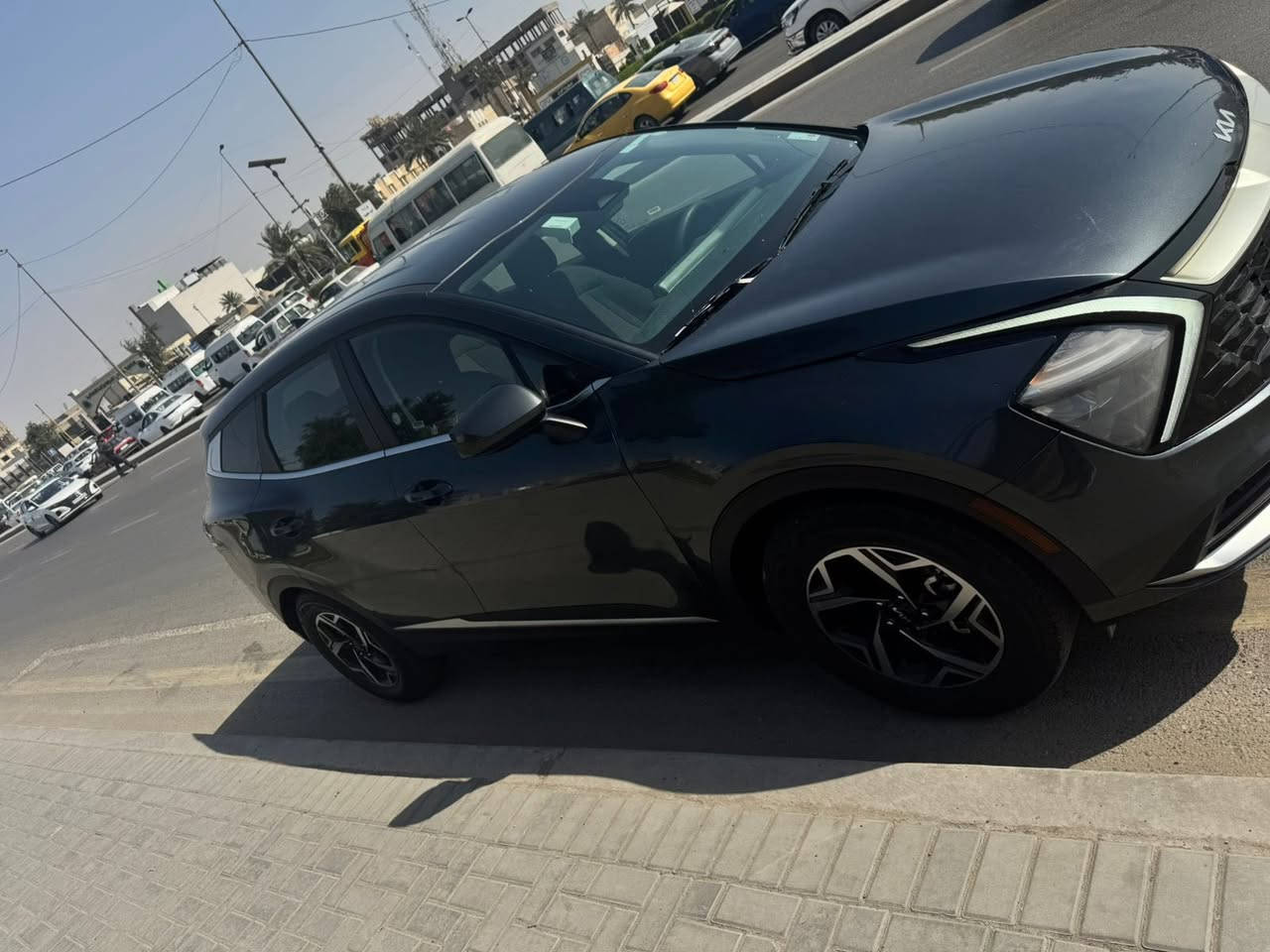 السلام عليكم سبورتج امريكي موديل ٢٠٢٤ مواصفات عاديه محرك ٢٥٠٠ كشنات مخمل كامره  دواره شاشه كبيره عدادات ديجيتال هندبريك دگمه مانع انزلاق ونزول منحدرات وبقية المواصفات
بيها بنيد صبغ فقط بدون ايرباگ وبدون دواخل
السعر ١٨٥ وبيها مجال مكان السياره بغداد السيديه
رقم اربيل الجديد وهزه بعدها مامنتهيه 
للاتصال *********** او *********** واتساب او ماسنجر خاص
