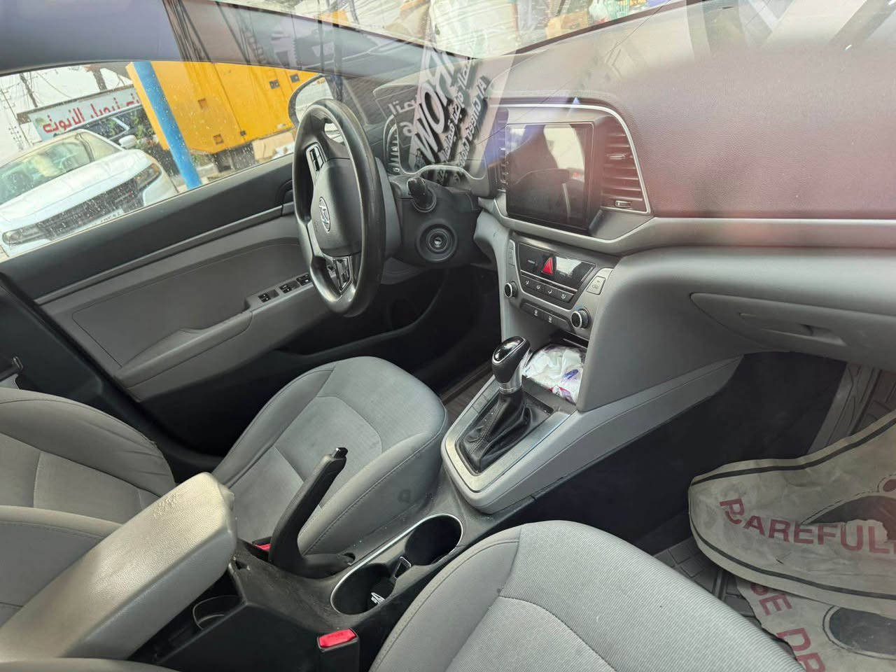 النترا 2017
خادث بابتين عكس السايق وجاملغ خلفي نفسهن معمرات 
ادامة كاملة ماشية 138 الف k
تخم تاير 
بجم كبس 
مكاني بغداد الشرطة الخامسة 
***********
السعر 117$ مجال بسيط بغداد, العراق
