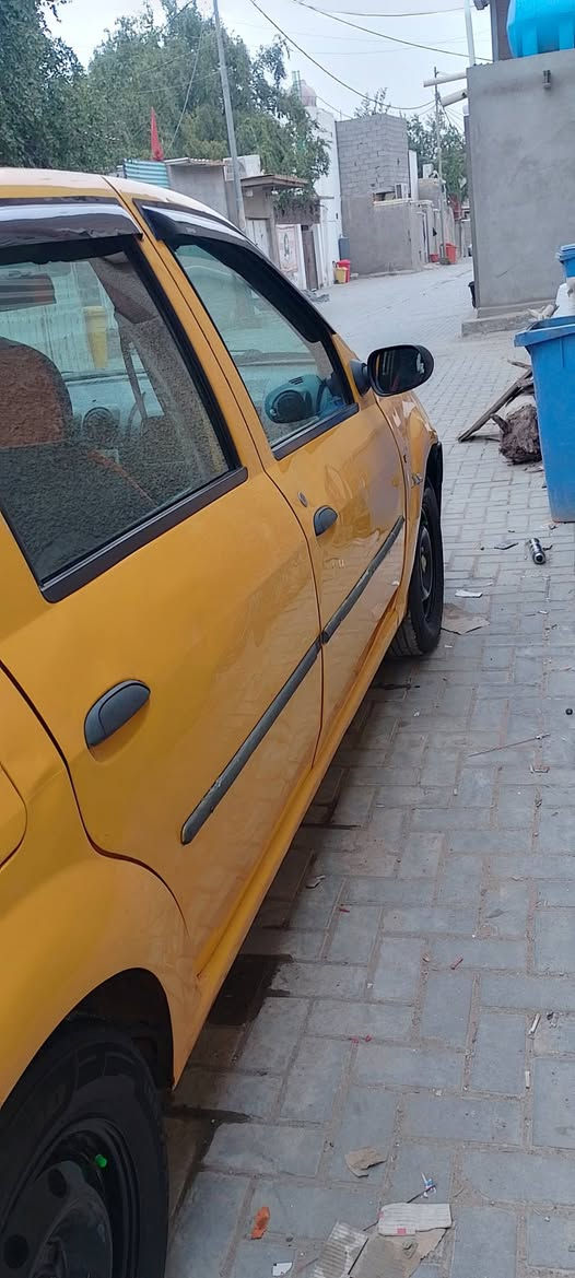 رينو لوكان 2009 كير مكينه مكفولات هيئه غرامات مصفره رقم انكليزي مكان مدينه الصدر  السعر 34 وبيها مجال بيها تلكيطات صبغ سياره مكفوله من ظربه ***********
