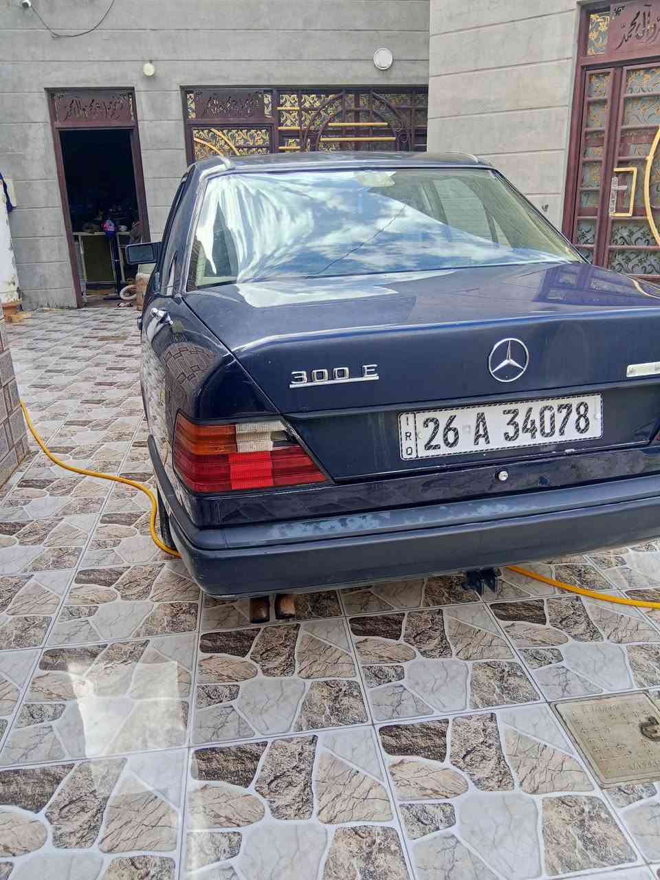 سلام عليكم مارسيدس دب موديل 86رقم صلاح دين بسمي مكاني ديوانيه سعر 45 /***********
