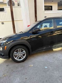 كونا موديل ٢١ ماشيه ٥١ السياره حيل جديده بيهه فقط بنيد صبغ وبارد بلجام...